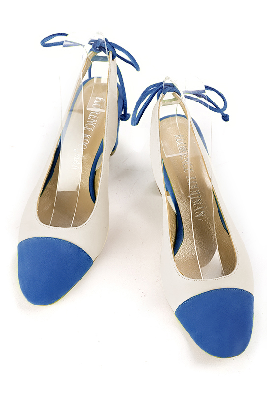 Electric blue and off white women's slingback shoes. Round toe. Medium block heels. Top view - Florence KOOIJMAN